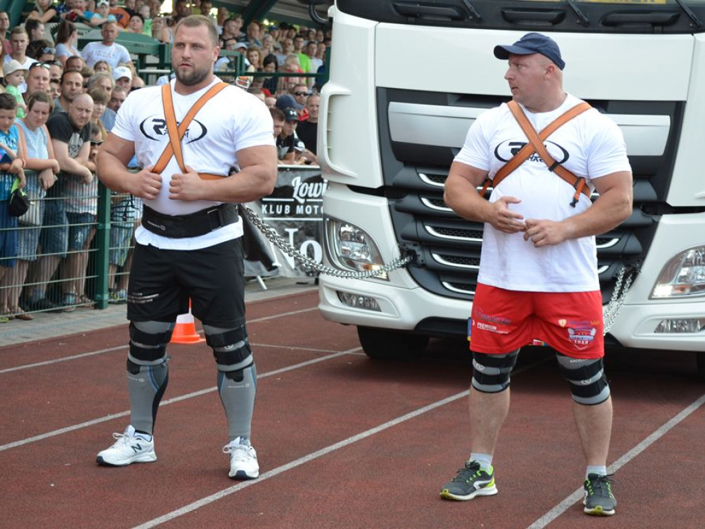 Strongmani rywalizowali na stadionie OSiR