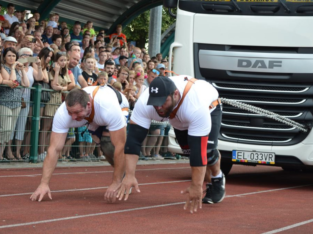 Strongmani rywalizowali na stadionie OSiR