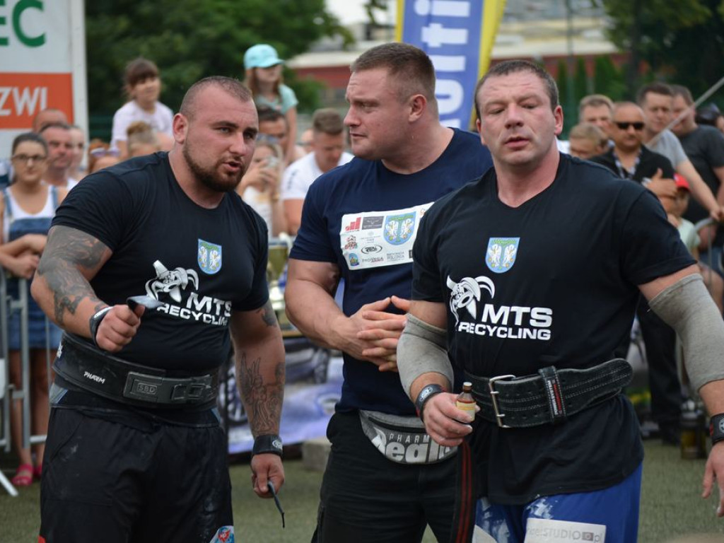Strongmani rywalizowali na stadionie OSiR