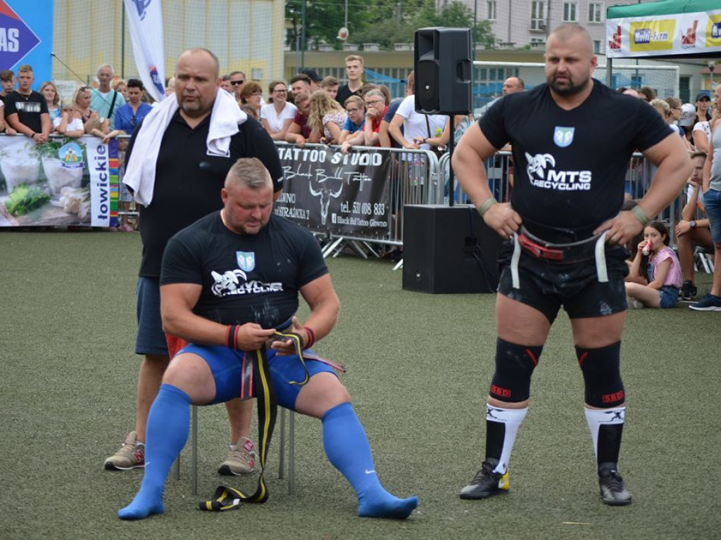 Strongmani rywalizowali na stadionie OSiR