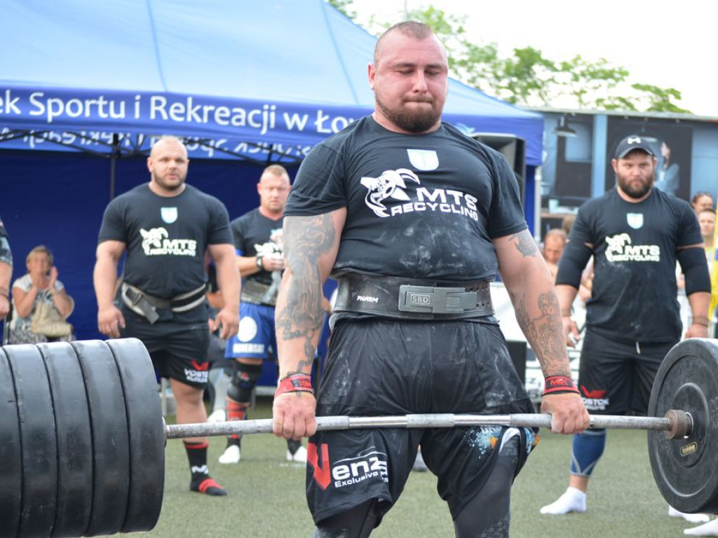 Strongmani rywalizowali na stadionie OSiR