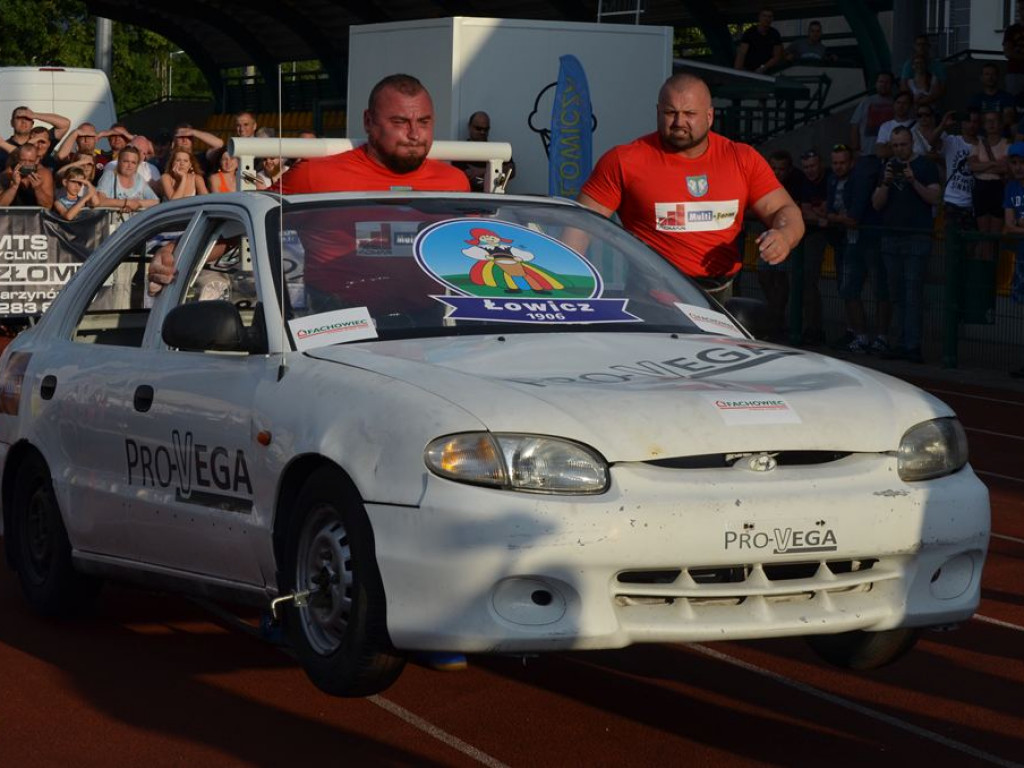 Strongmani rywalizowali na stadionie OSiR