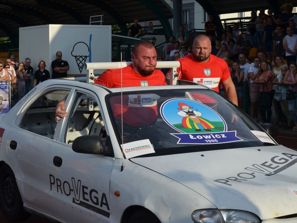 Strongmani rywalizowali na stadionie OSiR