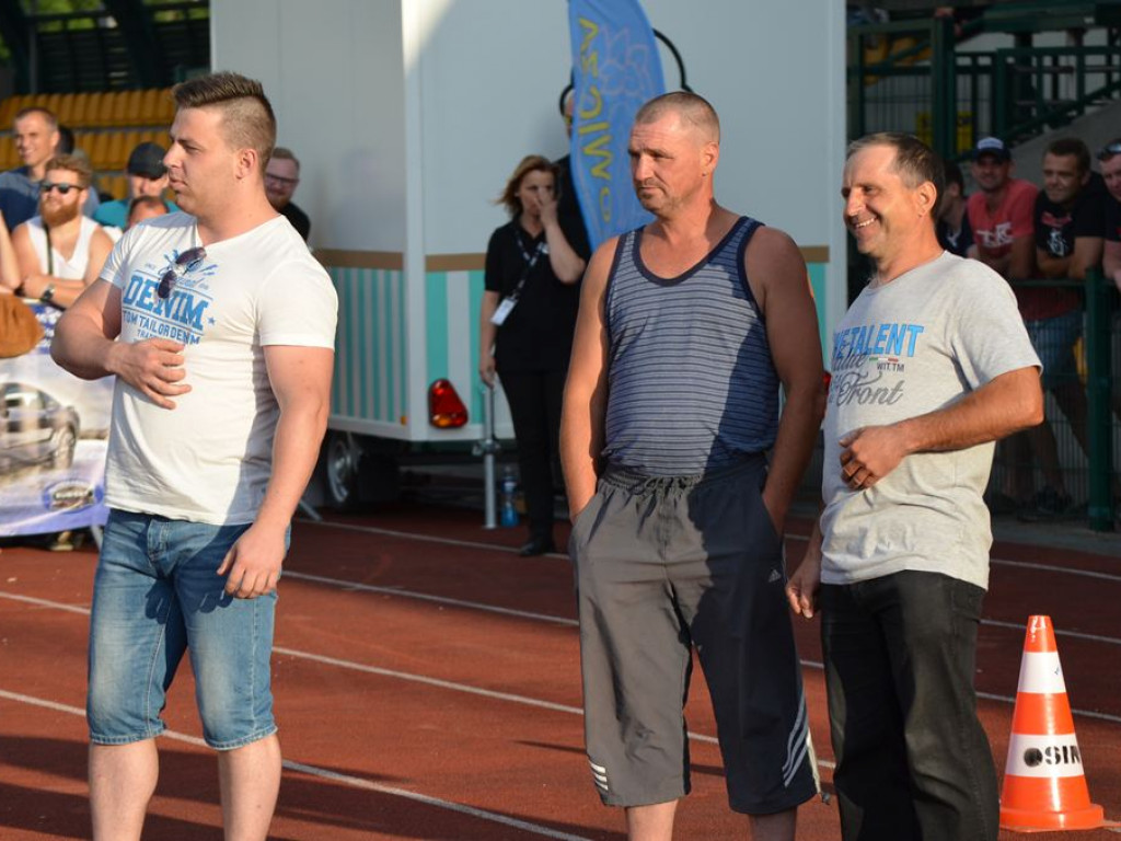 Strongmani rywalizowali na stadionie OSiR