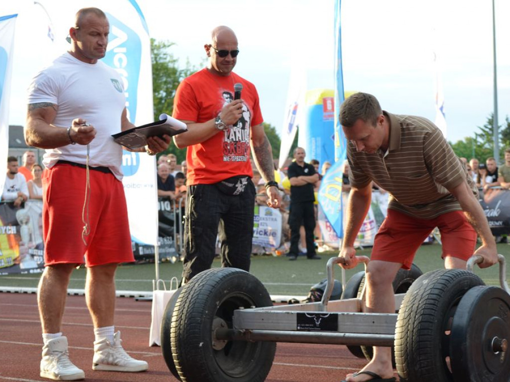 Strongmani rywalizowali na stadionie OSiR