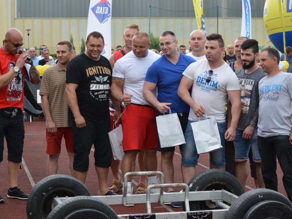 Strongmani rywalizowali na stadionie OSiR
