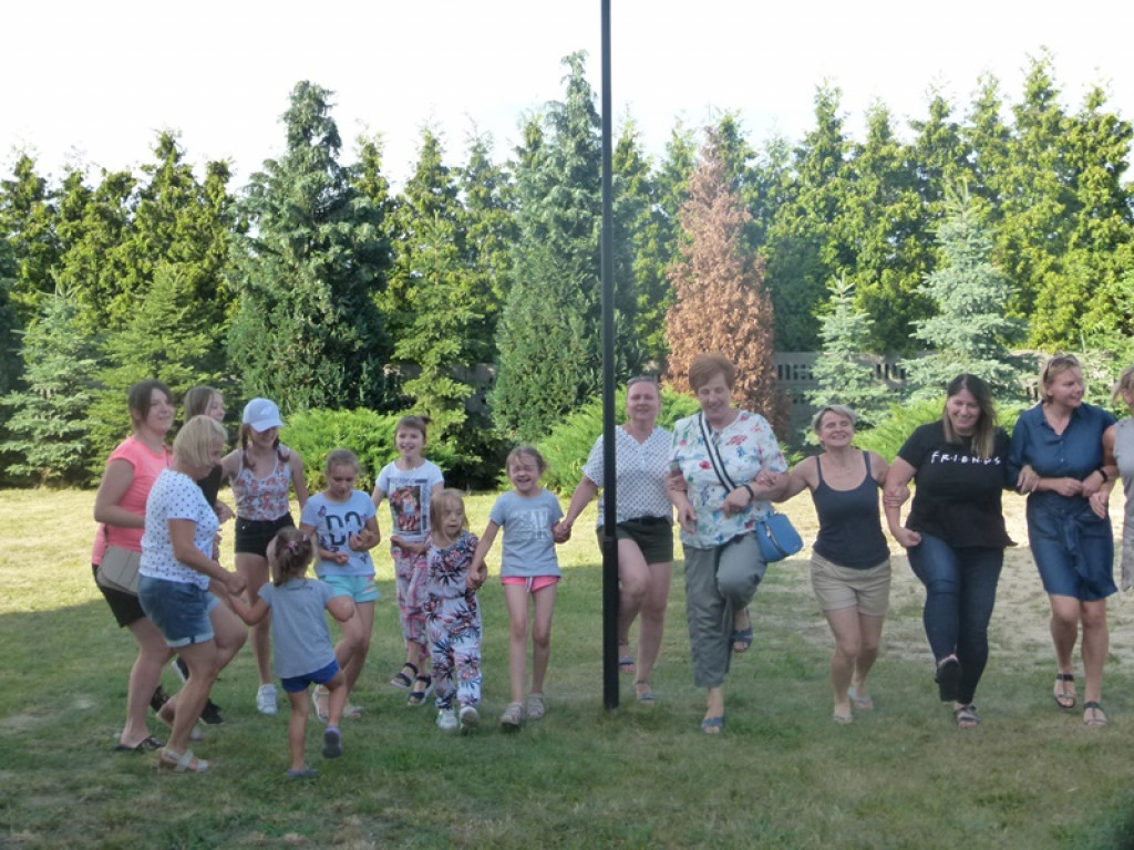 Trwa Piknik Rodzinny w Dmosinie