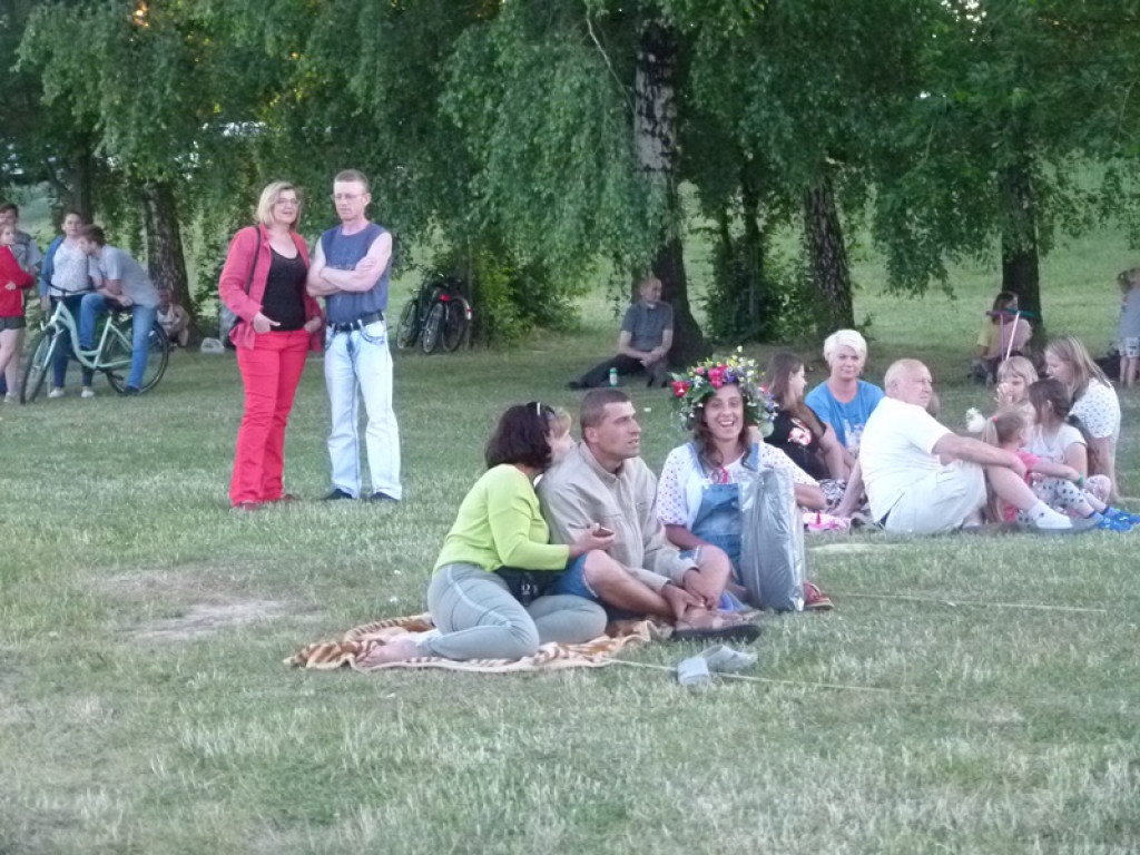 Trwa Noc Świętojańska w Strykowie