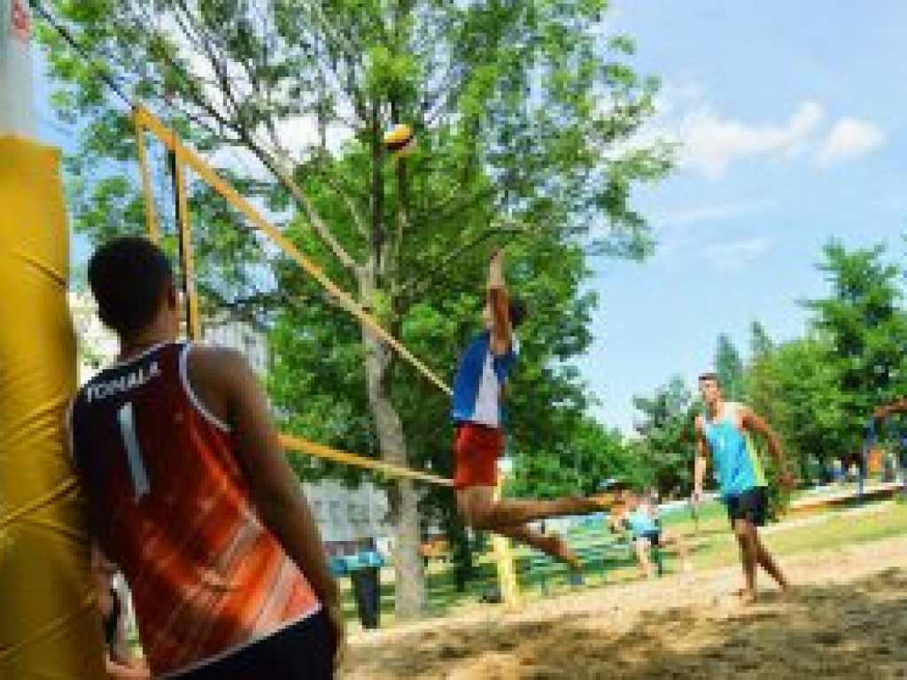 Rozpoczął się sezon rozgrywek piłki plażowej