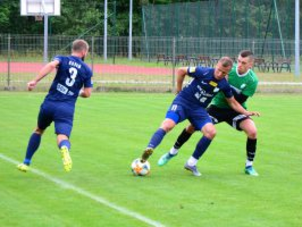 Pierwszy sprawdzian Pelikana na minusie