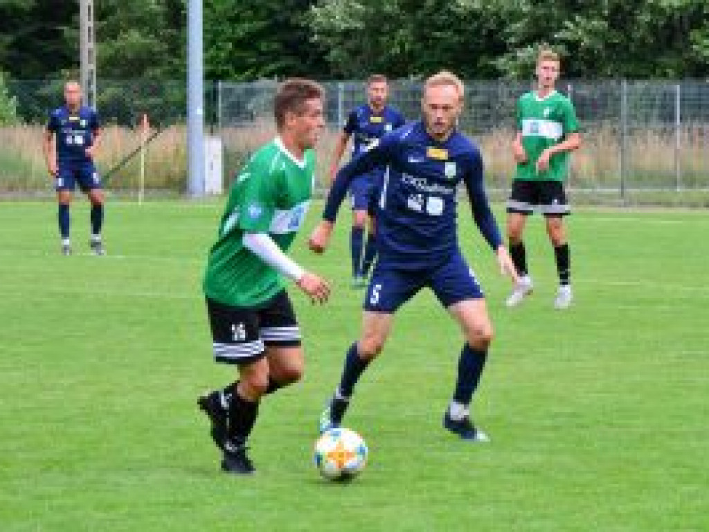 Pierwszy sprawdzian Pelikana na minusie