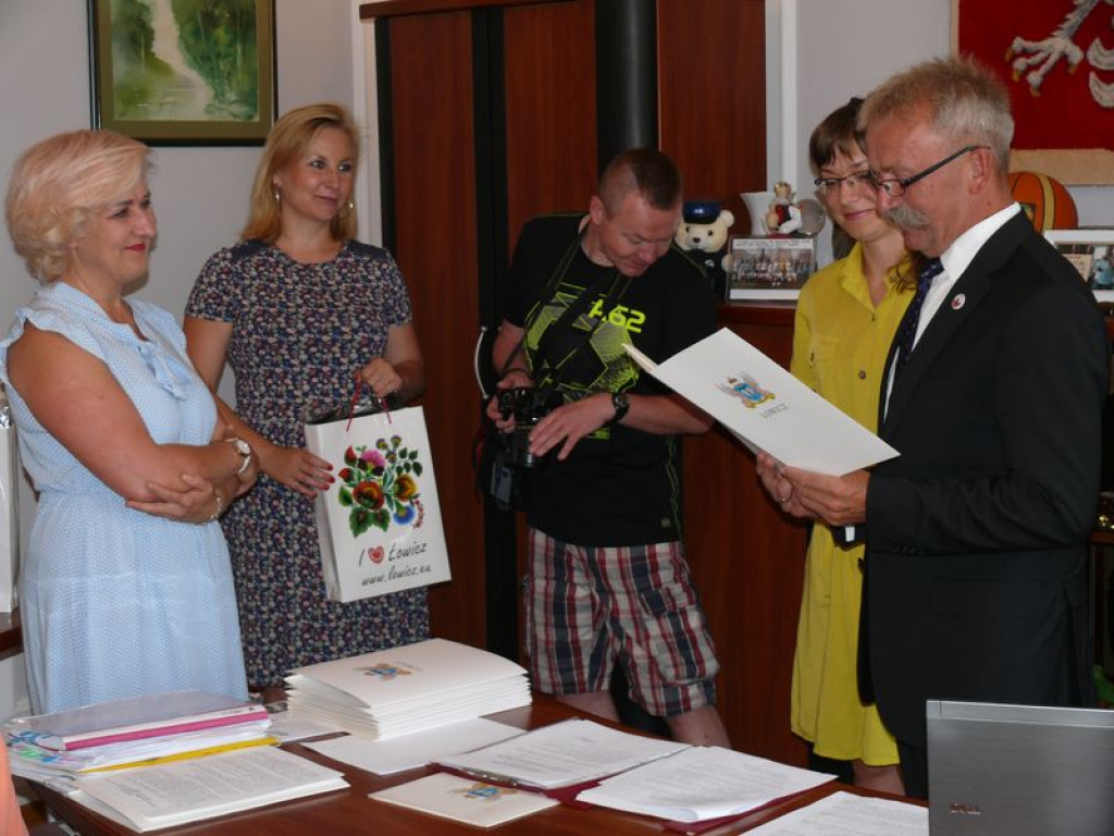 Burmistrz rozdał nagrody w konkursie Zielone Miasto