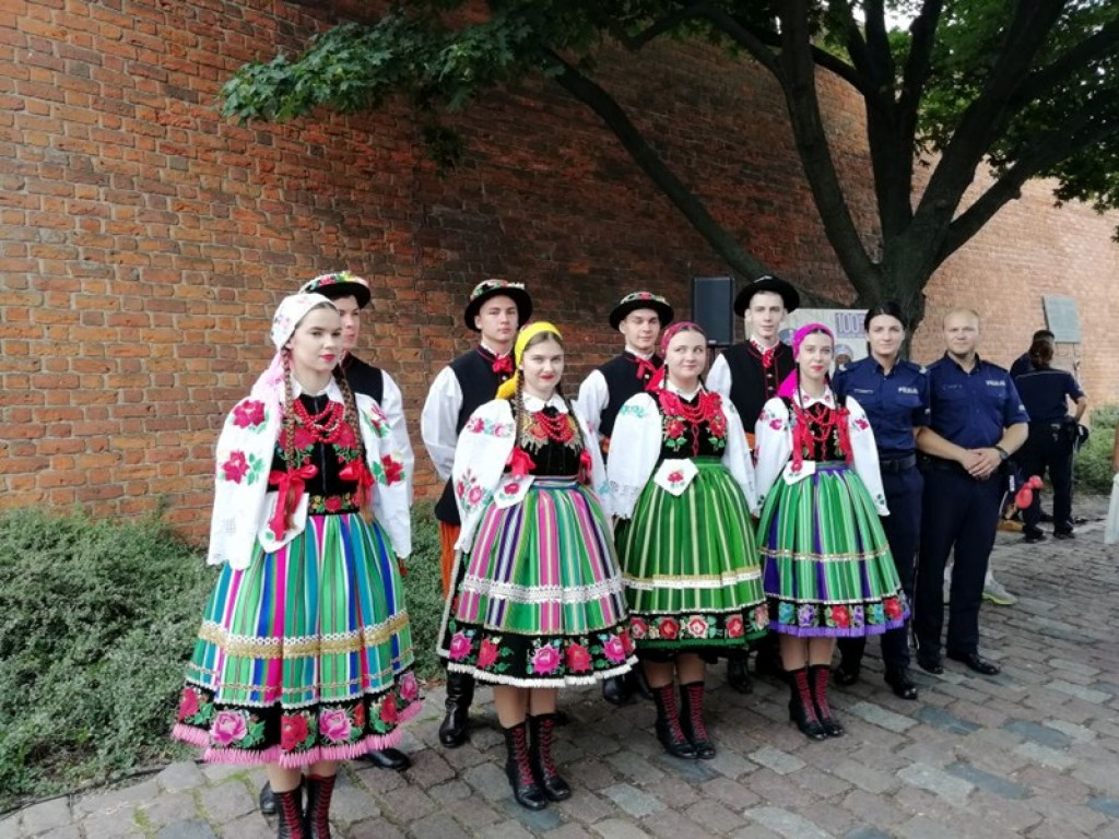 Obchody Święta Policji w Warszawie z łowickim akcentem