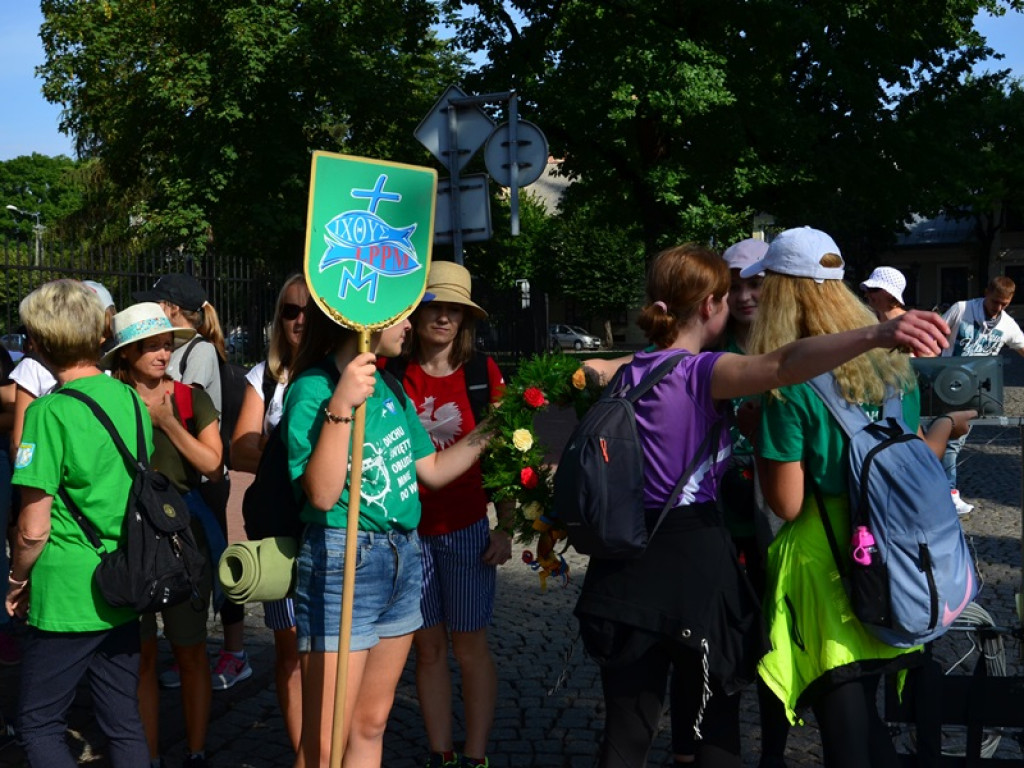 Młodzieżowa Pielgrzymka już na szlaku