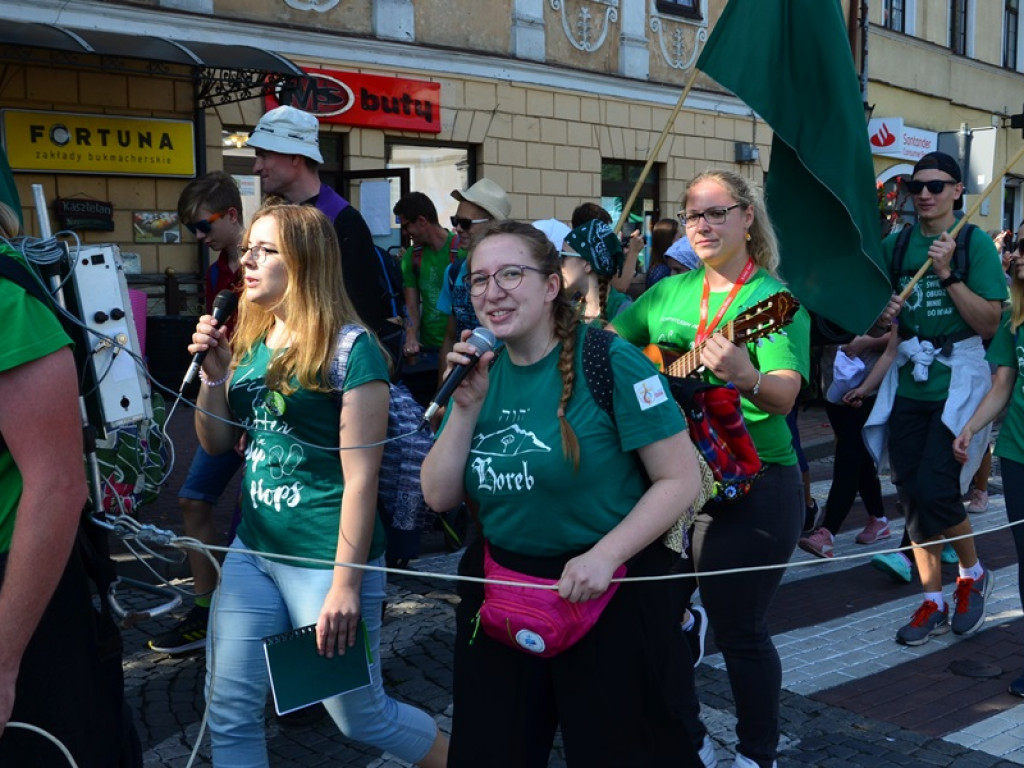 Młodzieżowa Pielgrzymka już na szlaku