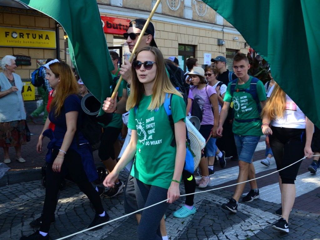 Młodzieżowa Pielgrzymka już na szlaku