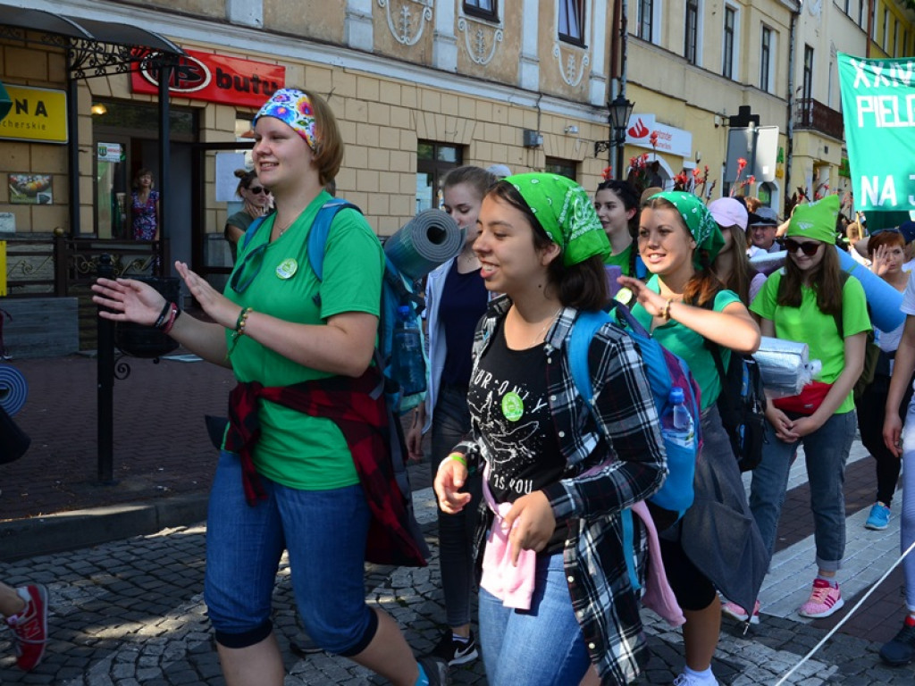 Młodzieżowa Pielgrzymka już na szlaku