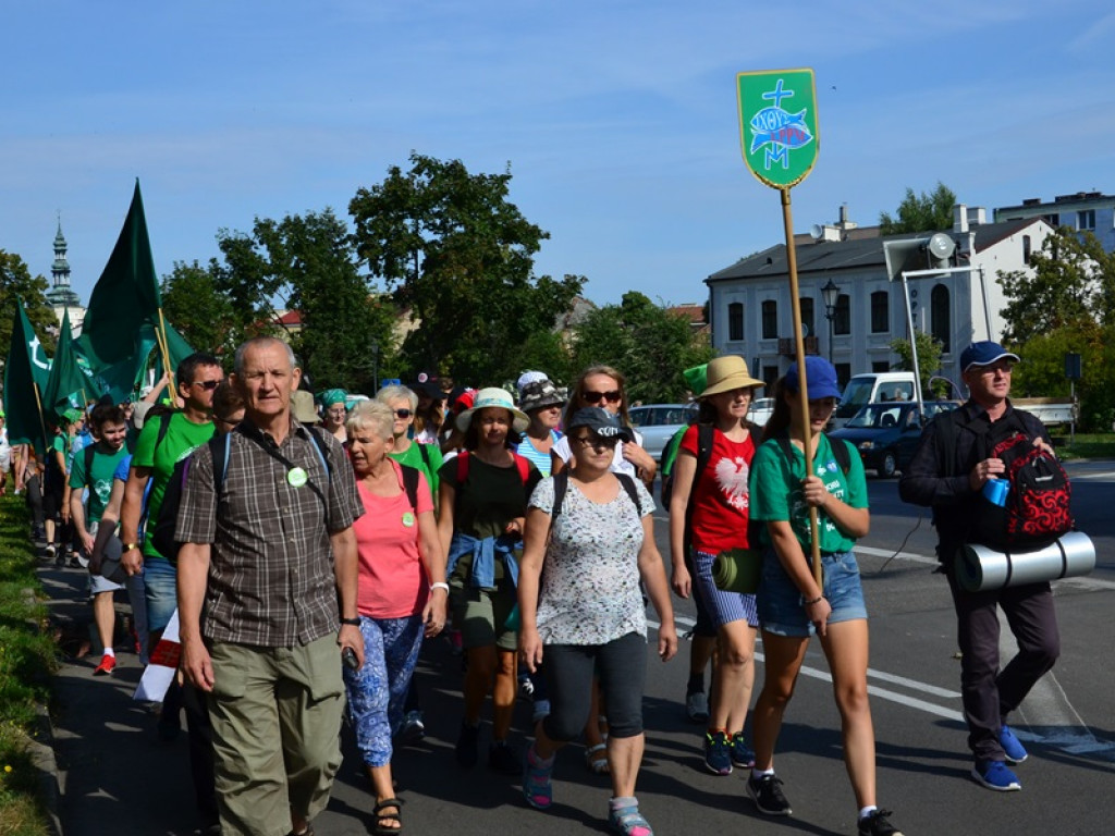 Młodzieżowa Pielgrzymka już na szlaku
