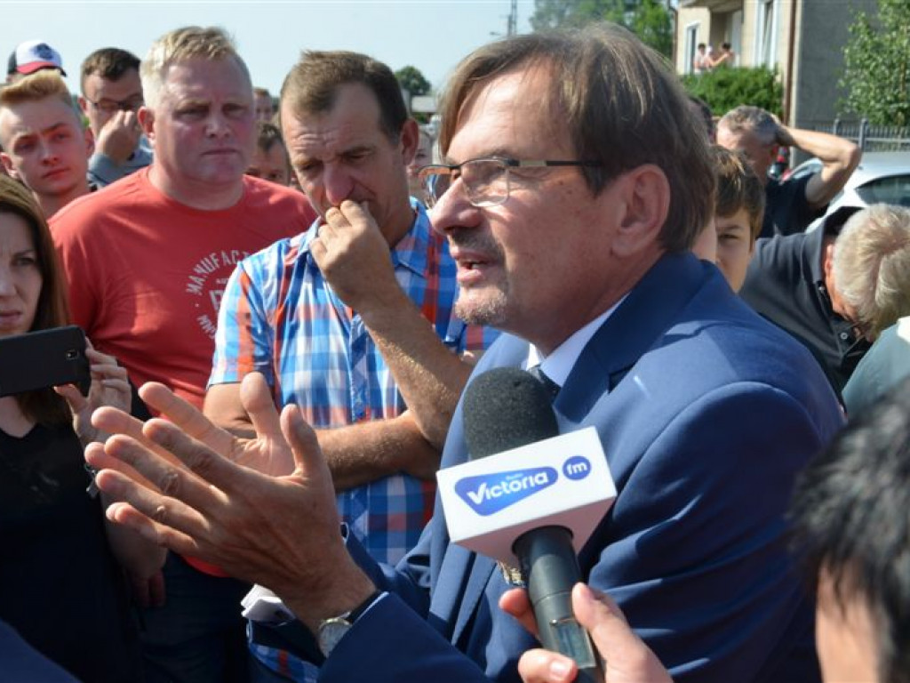 Wojewoda przyjechał do Przemysłowa rozmawiać o ASF, w poniedziałek spotkanie w Mastkach