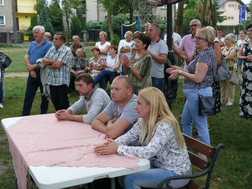Sąsiedzi spotkali się pod basztą