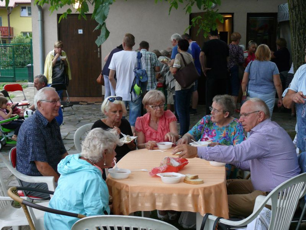Sąsiedzi spotkali się pod basztą