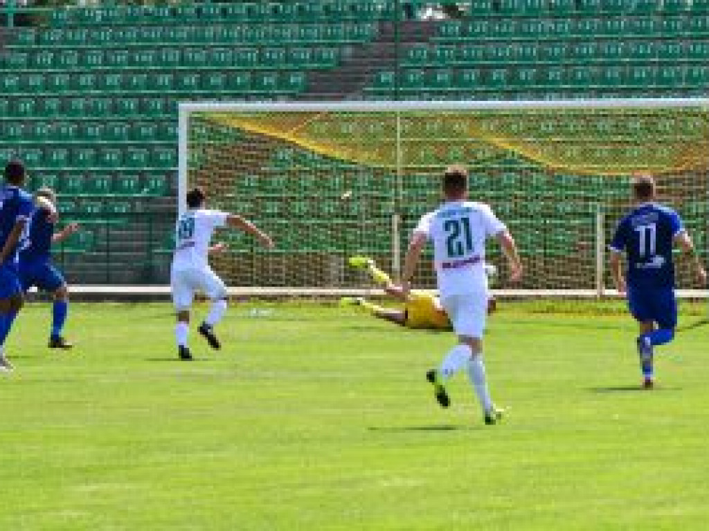Pelikan zremisował z Olimpią