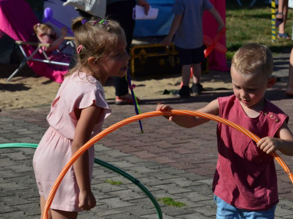 Hawajskie klimaty nad zalewem Mrożyczka