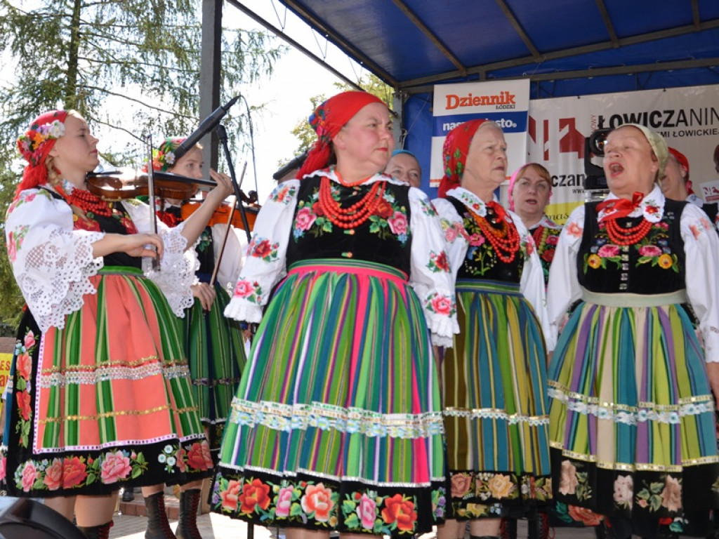 Festyn parafialny w Bąkowie
