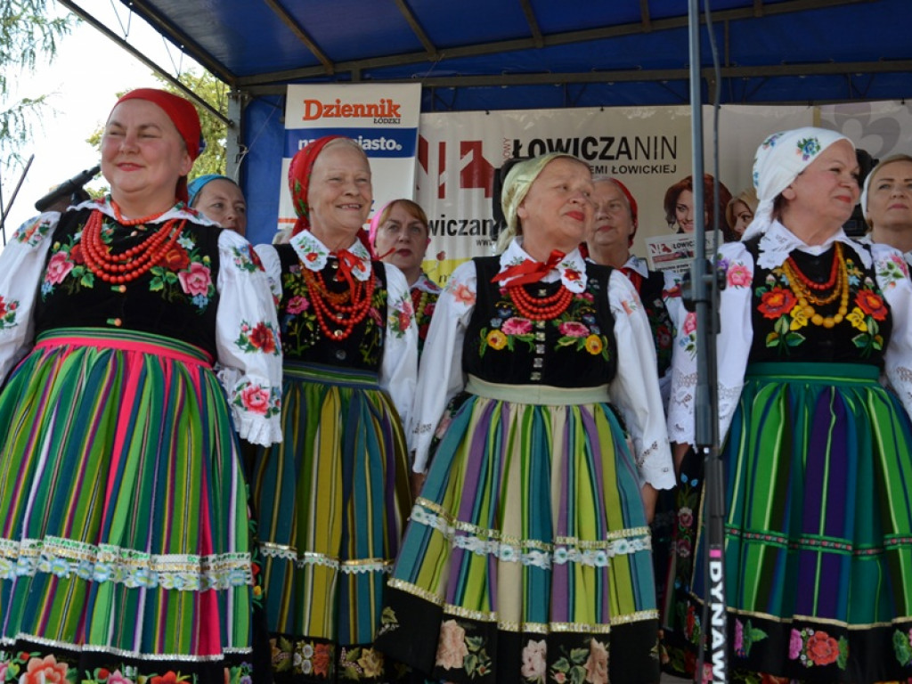 Festyn parafialny w Bąkowie