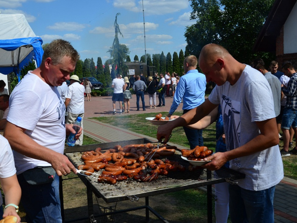 Festyn parafialny w Bąkowie