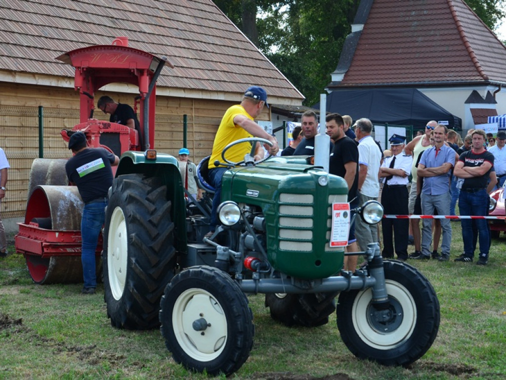 Festyn parafialny w Bąkowie