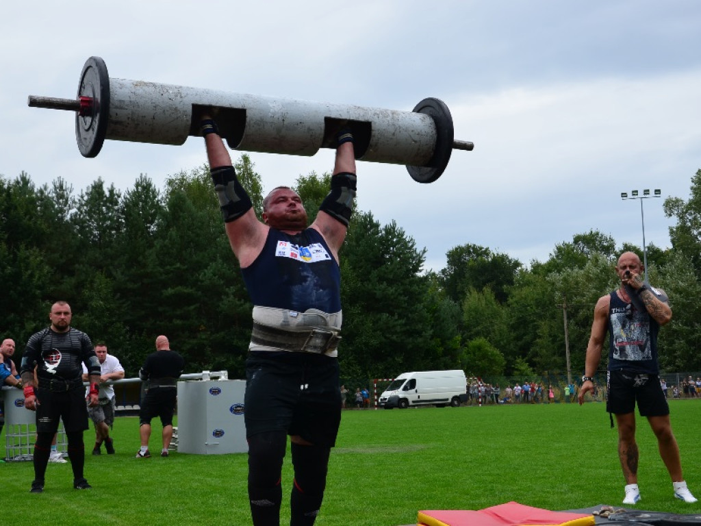 Zawody Pucharu Polski Strongman w Nieborowie