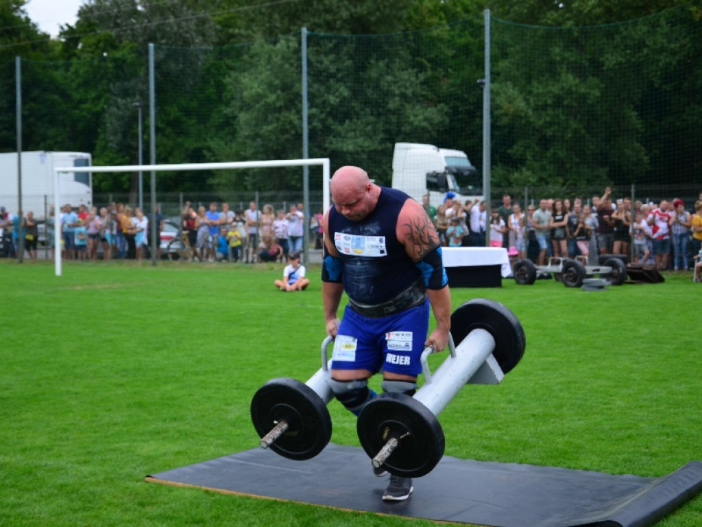 Zawody Pucharu Polski Strongman w Nieborowie