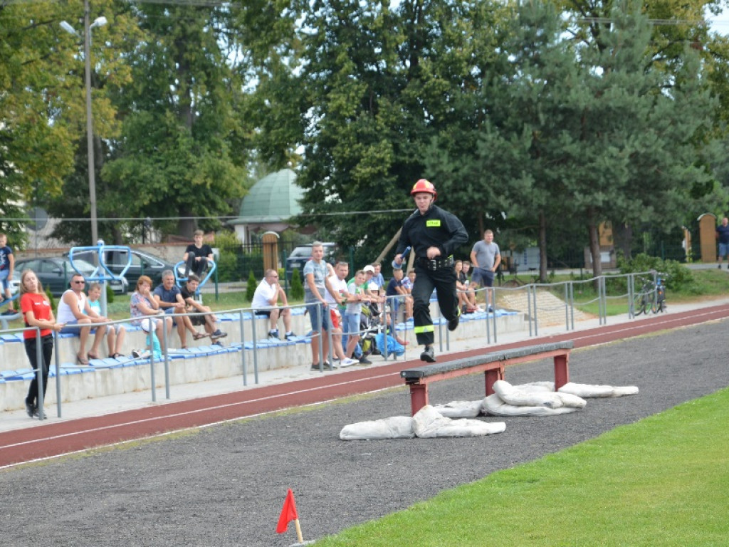 OSP Reczyce dwa razy na podium w zawodach gminy Domaniewice