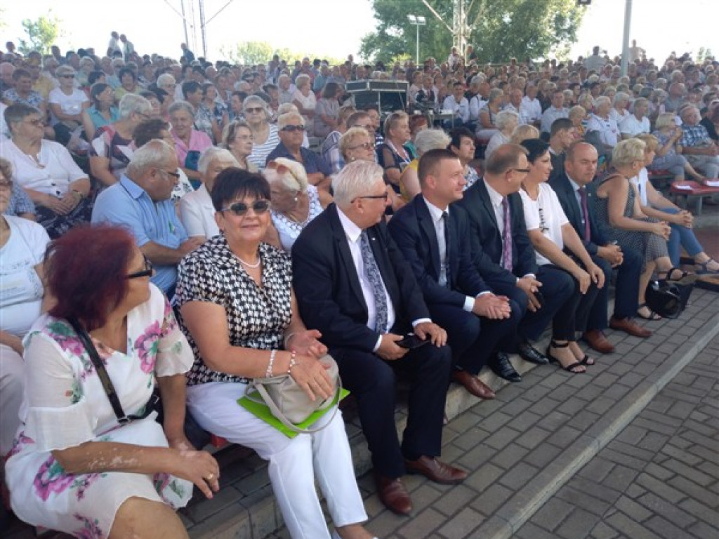 Seniorzy bawią się w Łowiczu