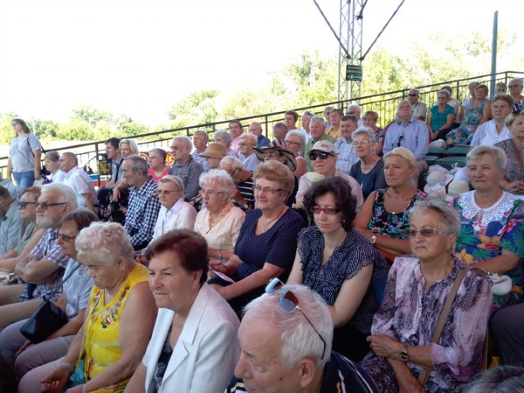 Seniorzy bawią się w Łowiczu
