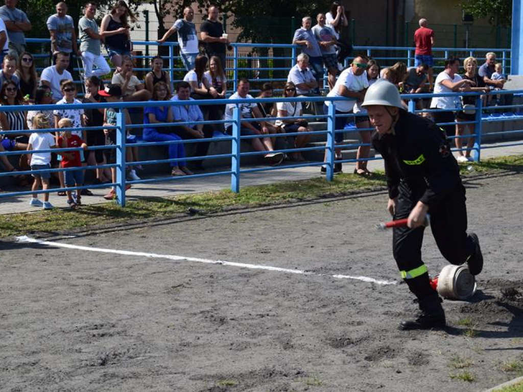 Zawody strażackie gminy Łyszkowice: OSP Wrzeczko wygrywa wśród mężczyzn