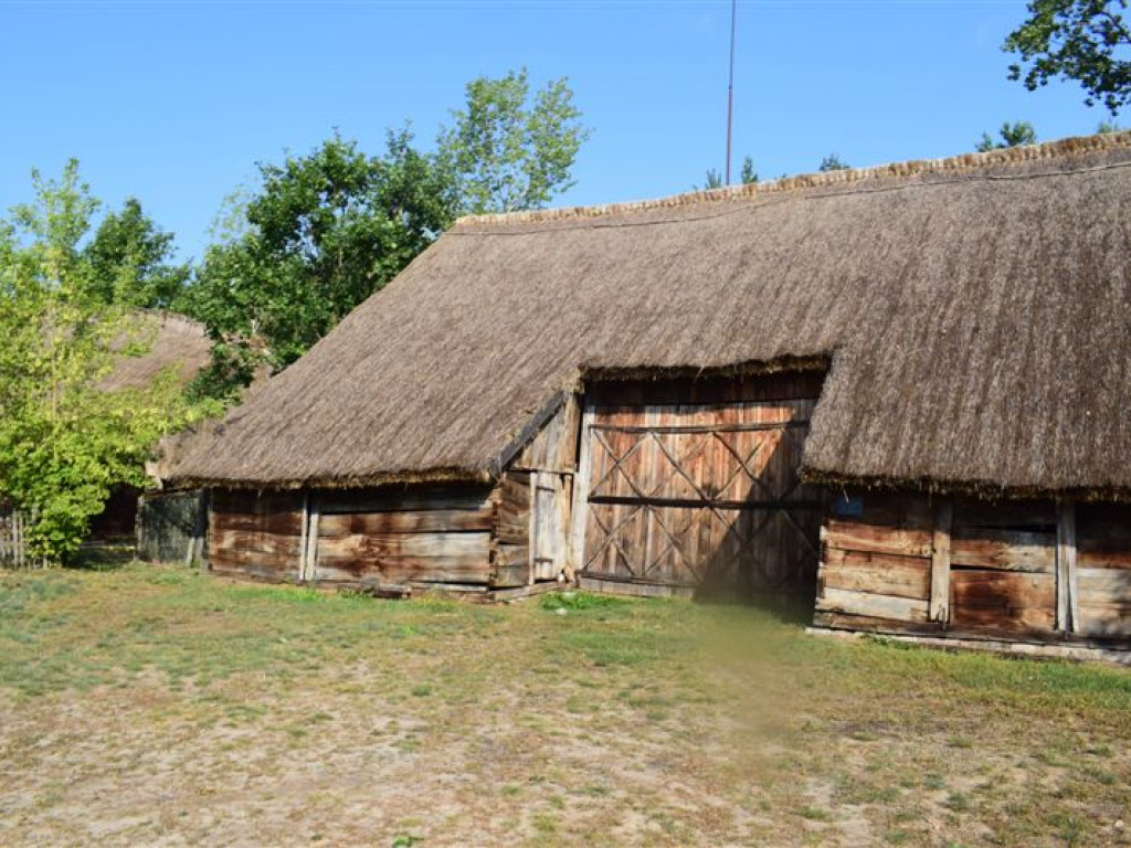 Skansen w Maurzycach zniszczony po burzy, straty szacowane na milion złotych