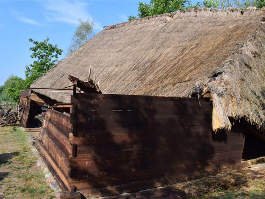 Skansen w Maurzycach zniszczony po burzy, straty szacowane na milion złotych