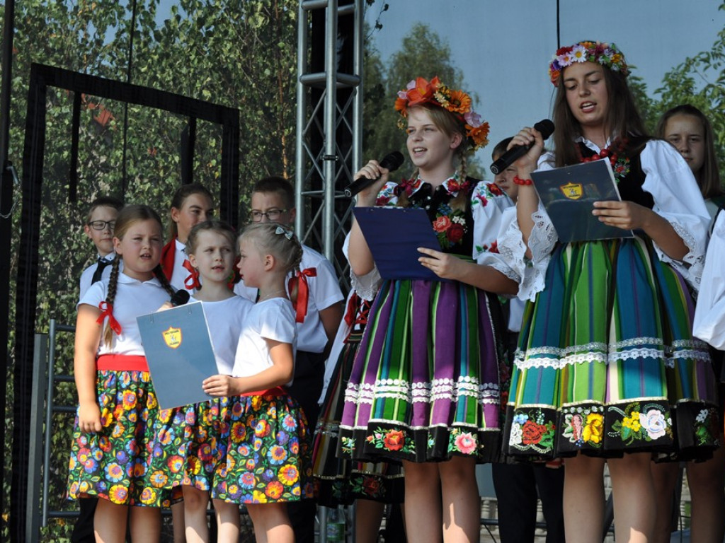 Dożynki gminy Łowicz trwają w Parmie [zdjęcia]