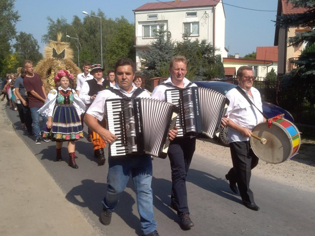 Dożynki gminy Łowicz trwają w Parmie [zdjęcia]