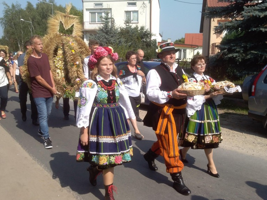 Dożynki gminy Łowicz trwają w Parmie [zdjęcia]