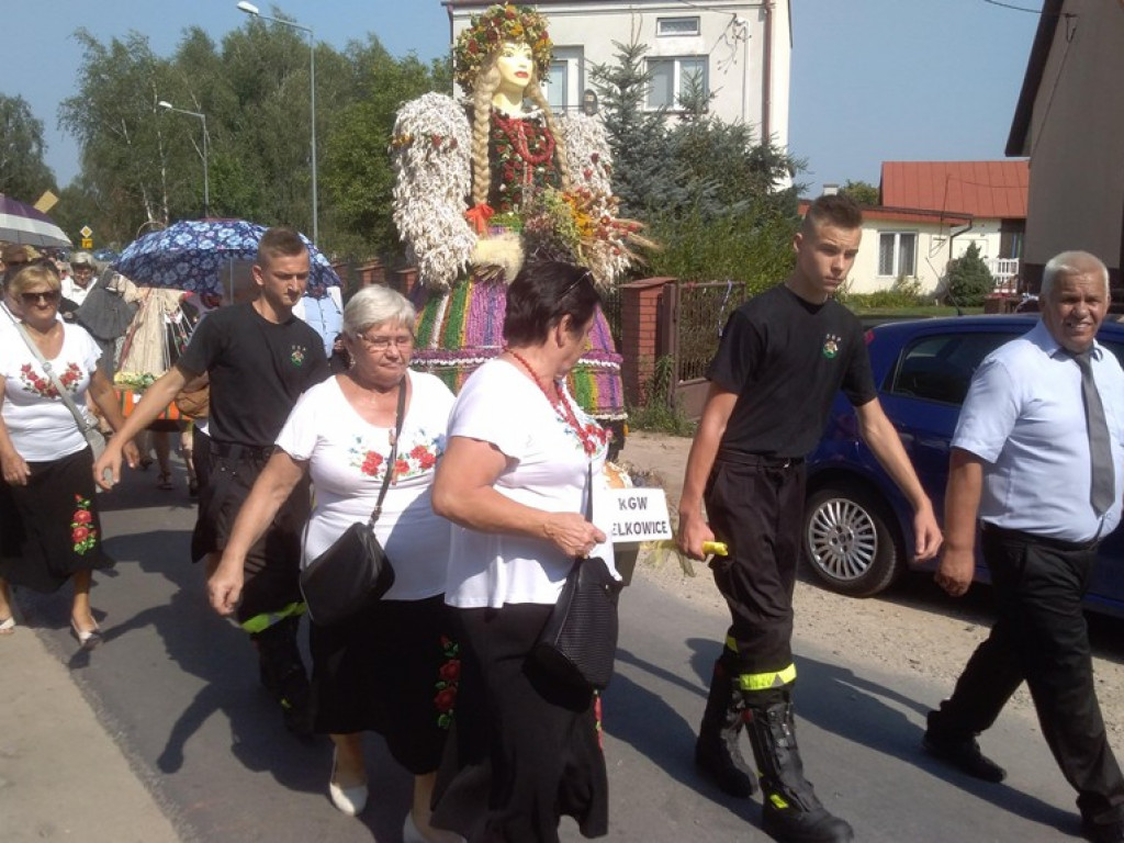 Dożynki gminy Łowicz trwają w Parmie [zdjęcia]