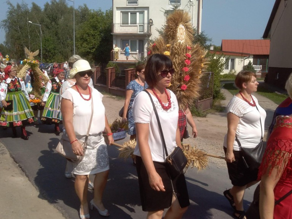 Dożynki gminy Łowicz trwają w Parmie [zdjęcia]