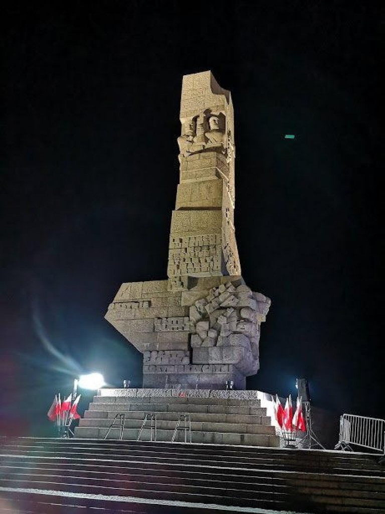 Łowiccy harcerze na Westerplatte