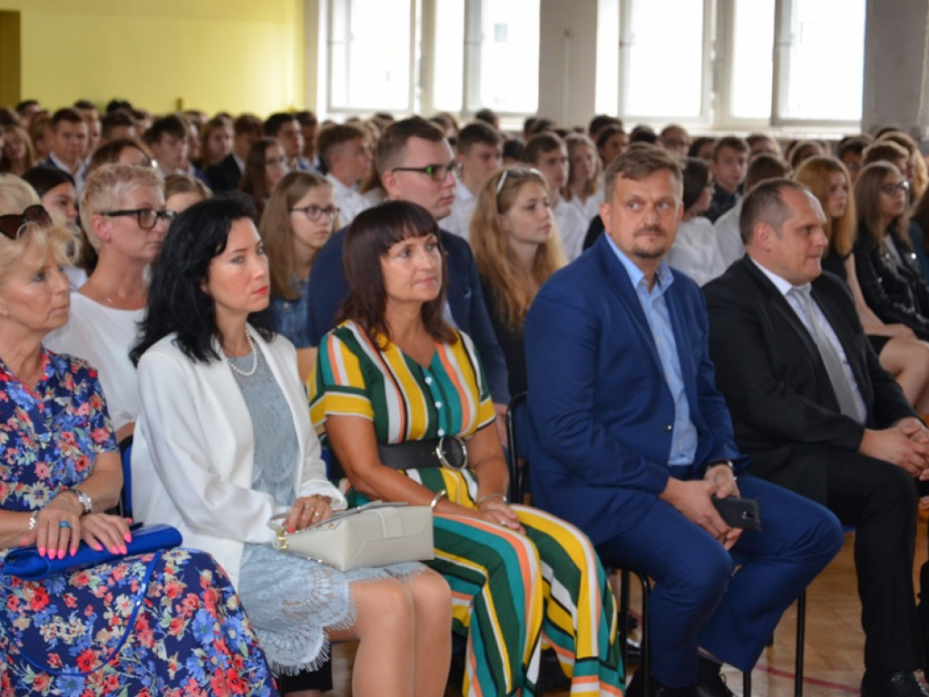 Inauguracja roku szkolnego w ZSP nr 4