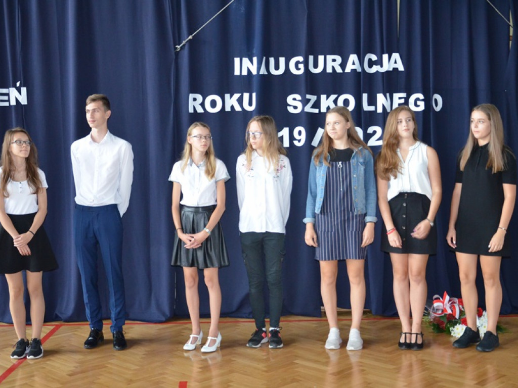 Inauguracja roku szkolnego w ZSP nr 4