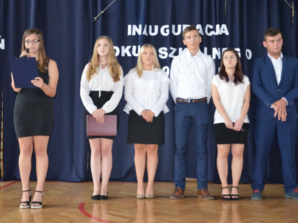 Inauguracja roku szkolnego w ZSP nr 4