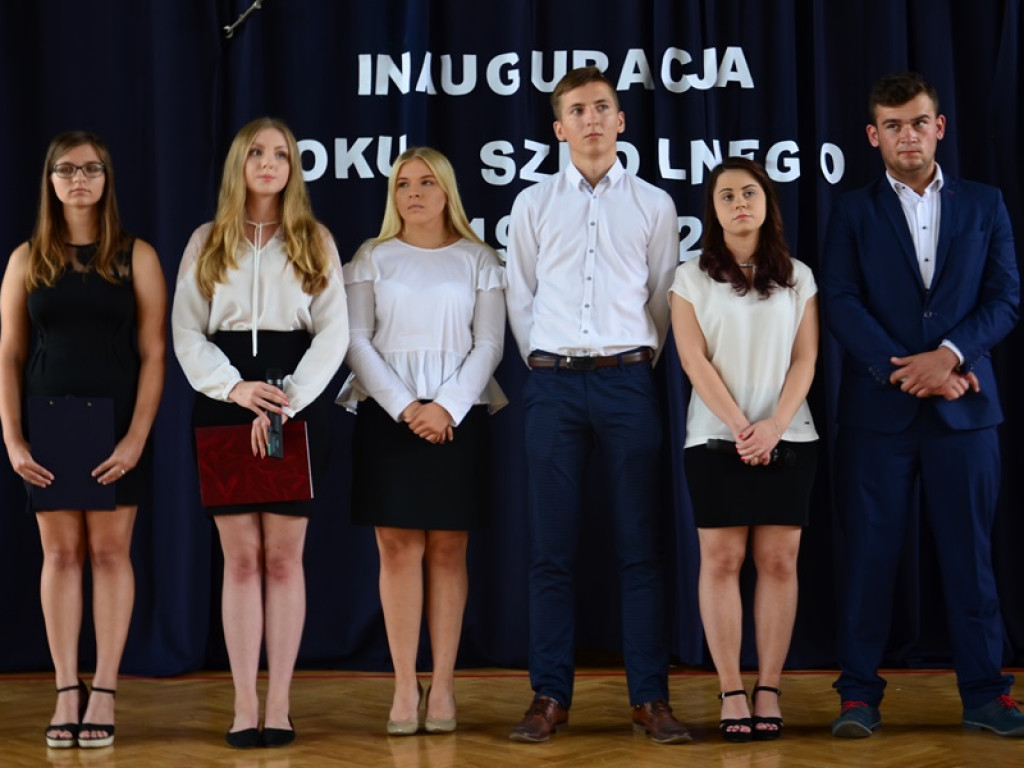 Inauguracja roku szkolnego w ZSP nr 4