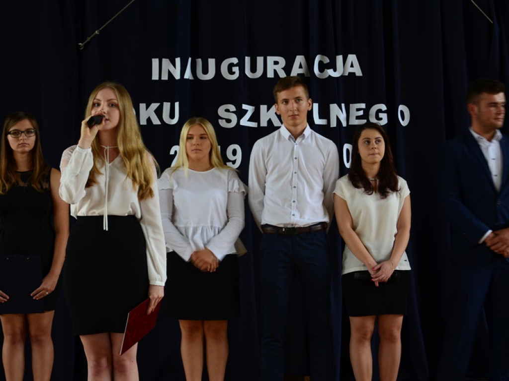 Inauguracja roku szkolnego w ZSP nr 4